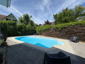 Peaceful house with private pool - Image 5