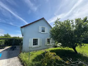 Peaceful house with private pool - Image 2