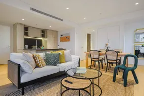 Brand new 2BD Modern Apt near MQ shopping centre - Image 2