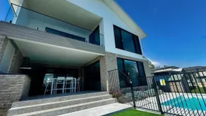 Tranquillity on the Lake, Absolute Lakefront With Pool - Image 4