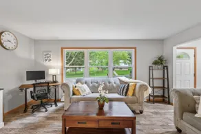 Charming Family Home in Burnsville - Image 1