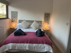 Newly Converted Spacious Barn - Westlands - Image 2