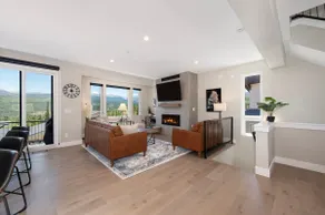 Luxury Mtn Retreat: Family Friendly, Sleeps 10 - Image 3