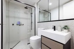 Two Bedroom Apartment With Parking in Richmond - Image 5