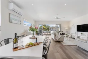 Seabreeze - 8A Charles - Luxury - Wi-Fi -Family - Image 4