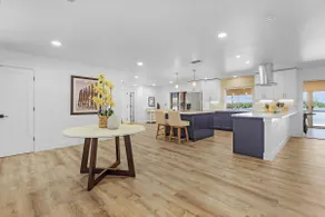 Gorgeous & Spacious 3/3.5, Incredible Water Views! - Image 4