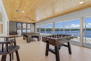Gorgeous & Spacious 3/3.5, Incredible Water Views! - Image 2