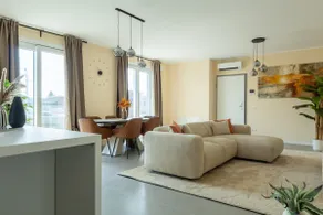 Penthouse A - Image 2
