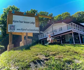 Catskills Hot Tub Escape • Paloma Penthouse #000 - Image 5