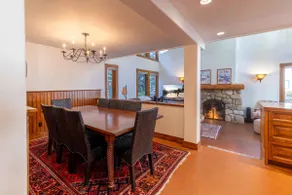 Elegant Three Suite Condo Steps to The Lift - Image 5
