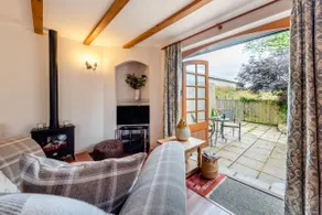 1 Bed in Bideford oc-o29701 - Image 2