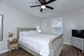 Grad Basecamp | Pet-Friendly 2BR - Image 2