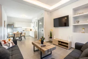 Filiatra Charming Urban Escape Your Cozy Retreat - Image 2