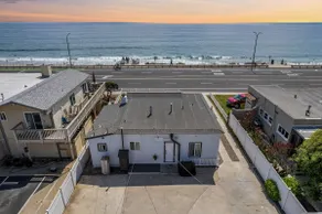 Carlsbad Blvd Villa - Image 2