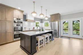Luxury Lakefront Home, Games, Kayaks, 2 King Beds - Image 4