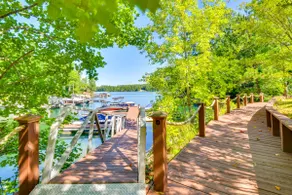 Lake Keowee Retreat: Idyllic Six Mile Cabin! - Image 2