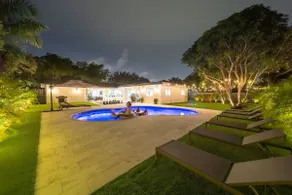 Miami Casa Bella I Near Beaches, heated Pool. - Image 4
