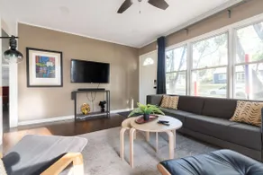 Enchanting 3BR Cottage Close to Downtown - Image 3