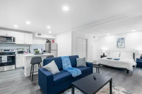 5 Min to Love Field | Gated+Guard | 1BR | Parking - Image 5