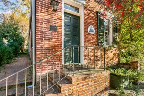 1864 Little Brick | 1/1, Hot Tub, Pets w/ fee - Image 4