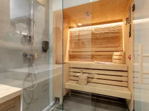 Pleasant apartment with a private sauna - Image 4