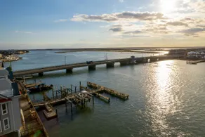Sail Away: Bay Front Condo, Walk to Everything! - Image 3