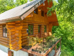Chalet l 'Inspiration with private beach - Image 4