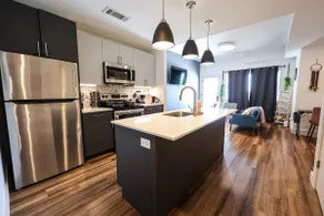 Classy_Studio_Apt_ in_the_Heart_of_Philadelphia - Image 5