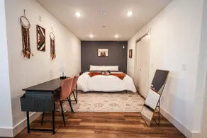 Classy_Studio_Apt_ in_the_Heart_of_Philadelphia - Image 3