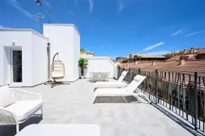Charming Apartment In The Heart Of Mlaga - Image 3