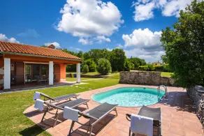 Maison adaptée aux familles avec piscine privée, terrasse et jardin | Avec animaux acceptés - Image 3