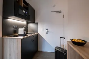 Appartement-Mehrbett-Zimmer-Salle de bain privée - Image 4