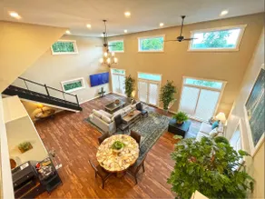Towering Pines Villa | Hot Tub & Rooftop Terrace - Image 2