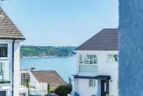 25 Captains Walk - 1 Bedroom Apartment - Saundersfoot - Image 2