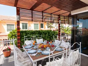 Superb Family Villa in Sonnenland for 12 - Image 5