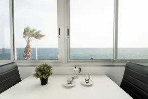 Balcony overlooking the Atlantic - Image 3