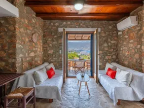 Elena's Traditional DreamHouse - Image 2
