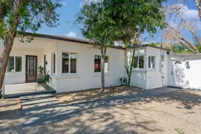 Historic 4BR / 2BA in Sam Hughes - Image 2