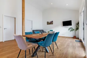 Apartment 7 - Image 4