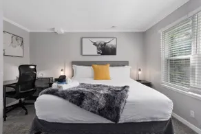 Cozy 2BR Home_w/King Beds_Olathe Stay+Dogs Ok - Image 3