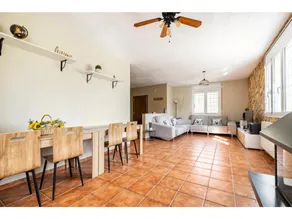 Maison de campagne \"Ca La Cuca\" avec vue sur les montagnes, piscine privée et Wi-Fi - Image 4
