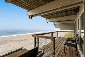 Perched on the Sand – Oceanfront Living - Image 4