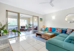 Linaria Lakes - Resort Style living - Image 2