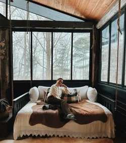 Private Cabin - Porch &Hot Tub & Fireplace & Trail - Image 2