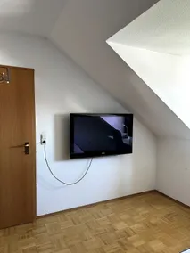 2-room apartment in a quiet location with balcony - Image 4