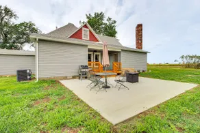 Erie Farmhouse w/ Fire Pit + Grill: Pets Welcome! - Image 3