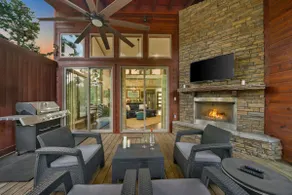 Cabin Retreat with Spa Fire Pit & Games - Sleeps 4 - Image 4