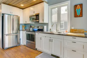 Maiden Rock Cottage w/ Fire Pit & Lake Pepin Views - Image 3
