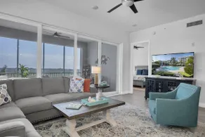 Top-Floor Views, Bunk Room, Pool, Pet Friendly - Image 3