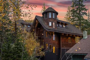True Ski In/Out | Hot Tub · Treehouse Magic · PS5 - Image 4